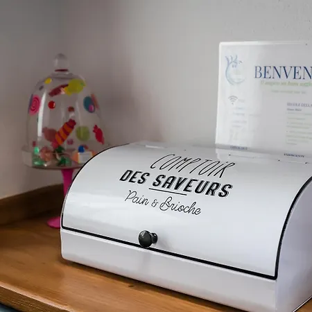 シャレー Chicca Blu