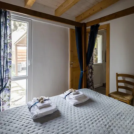 Chicca Blu シャレー *