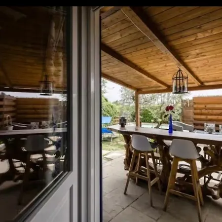 Chicca Blu * モンテマルチェッロ