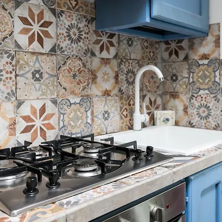 Chicca Blu 몬테 마르첼로