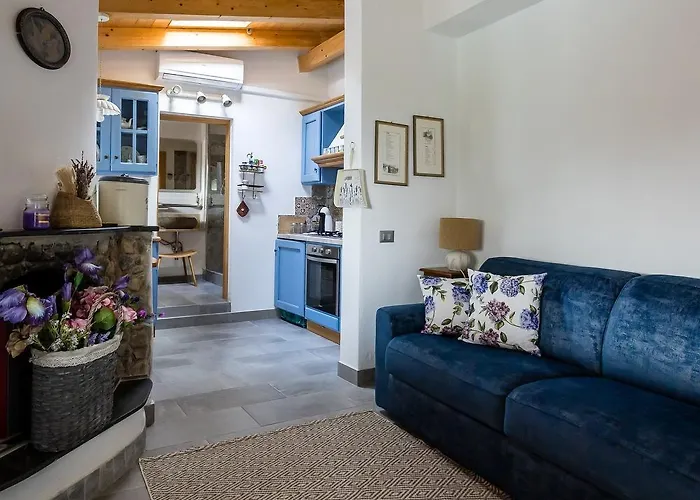 Chicca Blu Monte Marcello